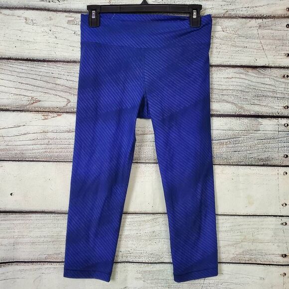 Under Armour HeatGear Compression Capri Leggings Blue Striped Women’s Small - Picture 1 of 7